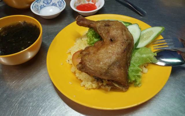 Quán Ăn Cơm Gà Xối Mỡ - Bắc Hải