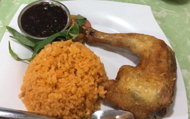 Quán Ăn Cơm Gà Xối Mỡ & Cơm Chiên Dương Châu
