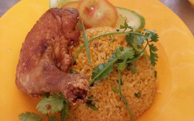 Quán Ăn Cơm Gà Xối Mỡ - Hải Thượng Lãn Ông