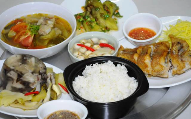 Quán Ăn Cơm Gia Việt - Mai Văn Vĩnh