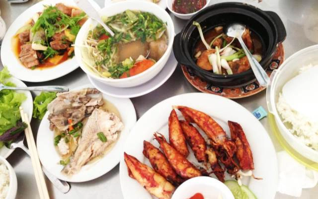 Quán Ăn Cơm Hiền Nhi