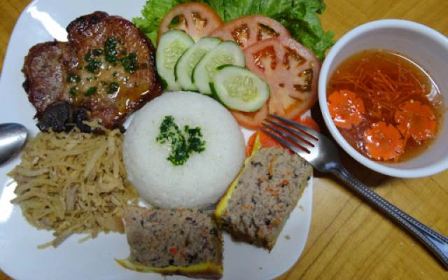 Quán Ăn Cơm Hồng Phúc - Giải Phóng