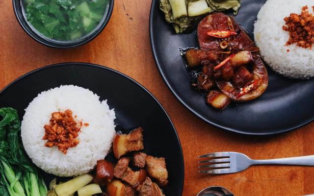 Quán Ăn Cơm Nom - Trần Quốc Toản