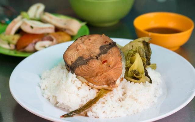 Quán Ăn Cơm Sinh Viên Á Âu - Nguyễn Lương Bằng