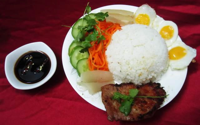 Quán Ăn Cơm Tấm 72