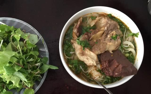 Quán Ăn Cơm Tấm & Bún Bò - Xóm Chiếu