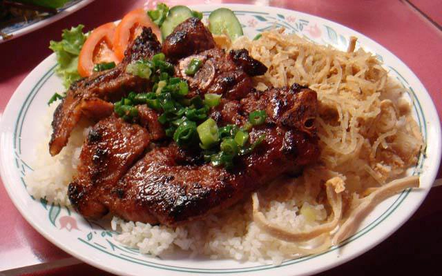 Quán Ăn Cơm Tấm Cầu Trắng - Tô Ngọc Vân