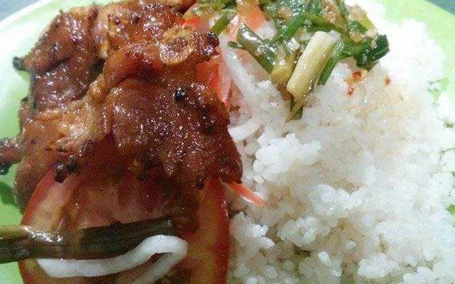 Quán Ăn Cơm Tấm Đêm - Lũy Bán Bích