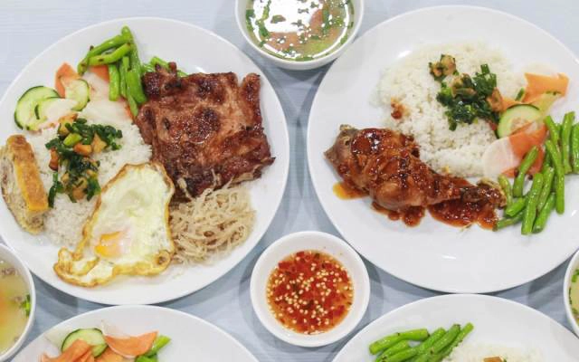 Quán Ăn Cơm Tấm Sườn - Trần Hưng Đạo