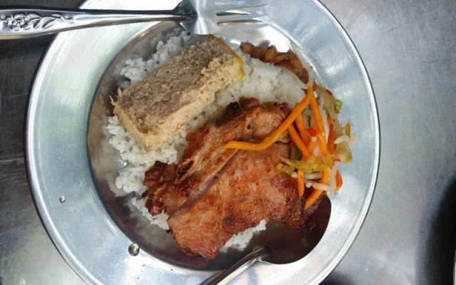 Quán Ăn Cơm Tấm Ti Na