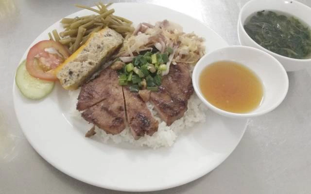 Quán Ăn Cơm Tấm - Tôn Thất Thuyết