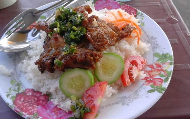Quán Ăn Cơm Tấm Tuyết Hồng