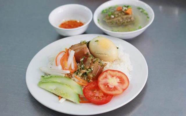 Quán Ăn Cơm Tấm Yến Phương