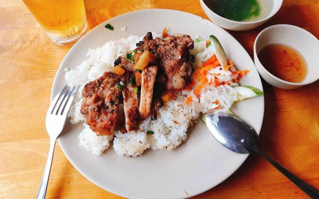 Quán Ăn Cơm Trưa Bình Dân - Đặng Thị Rành