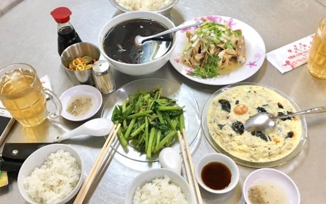 Quán Ăn Cơm Truyền Ký - Quận 5
