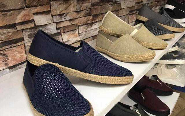 Cox Shoes - Cách Mạng Tháng Tám