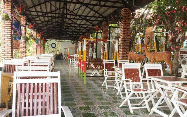 Đá Dựng Cafe