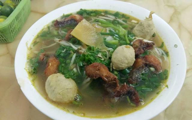 Quán Ăn Đặc Sản Hải Dương - Bánh Đa & Bún Cá Rô Đồng - Phố Viên