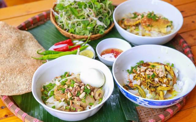 Quán Ăn Đặc Sản Mì Quảng Bà Mua - Nguyễn Văn Thoại
