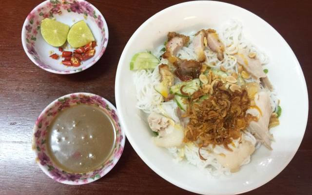 Quán Ăn Đặc Sản Miền Trung - Mì Quảng & Bún Mắm Nêm