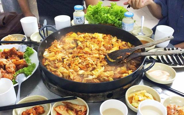 Quán Ăn Dakgalbi Restaurant - Ẩm Thực Hàn Quốc