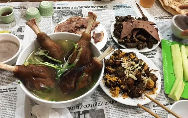 Quán Ăn Dân Thanh - Thịt Chó Đủ Món