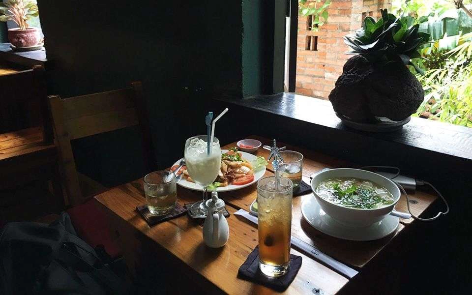 Đất Cafe
