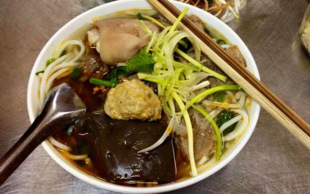 Quán Ăn Đạt Nhất - Bún Bò Huế & Bún Cá Cay