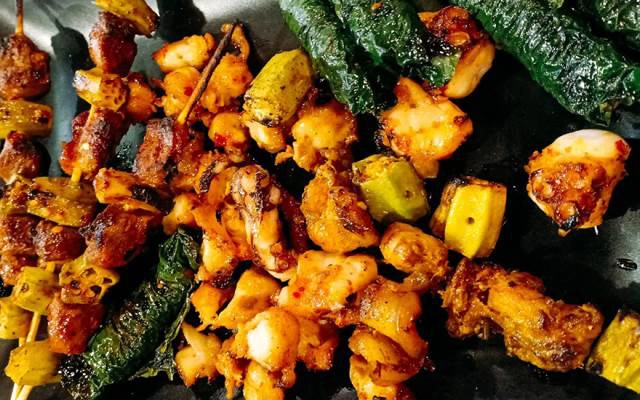 Quán Ăn Dế Mèn BBQ - Bà Triệu