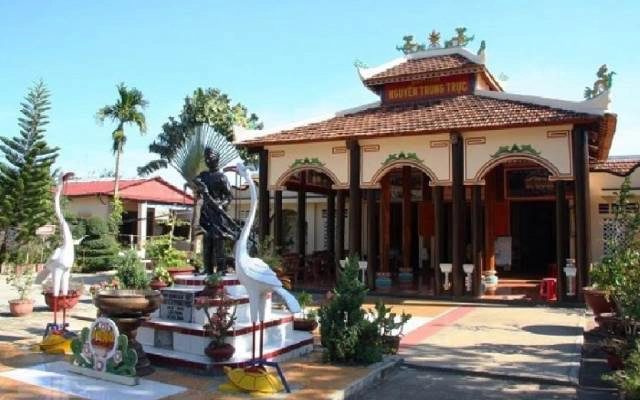 Đền Nguyễn Trung Trực