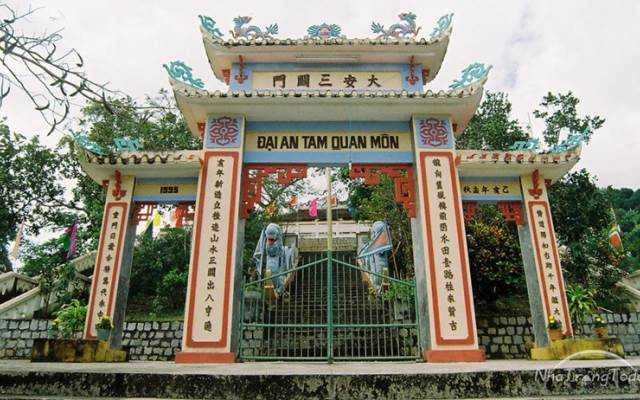 Di Tích Lịch Sử Am Chúa