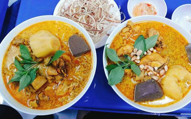 Quán Ăn Địa Phú - Lẩu Chay, Hủ Tiếu Bò Kho & Bún Riêu