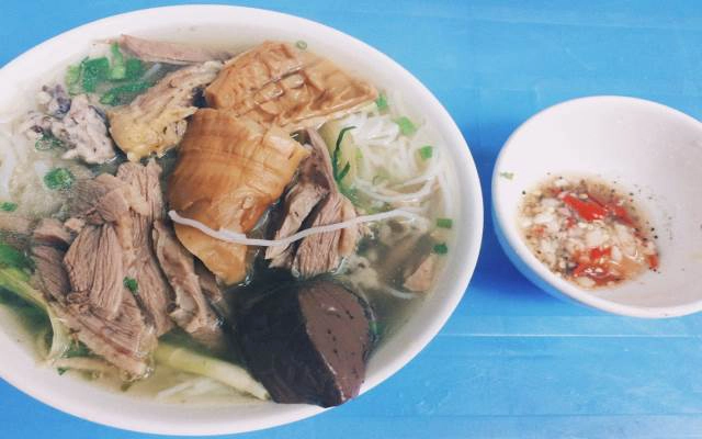 Quán Ăn Định Hằng - Phở & Bún Các Loại