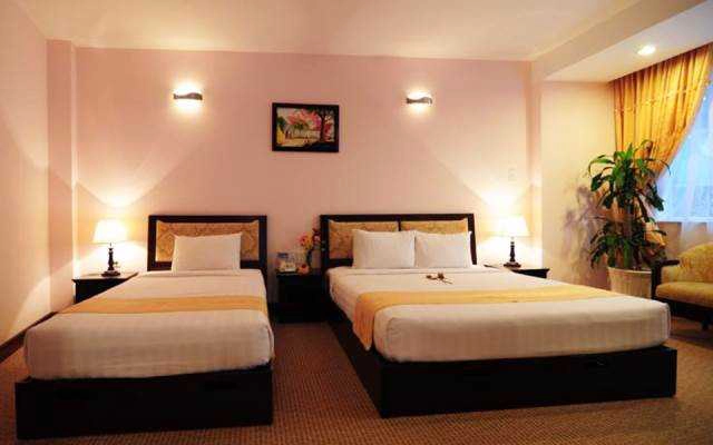 Đông Kinh 2 Hotel