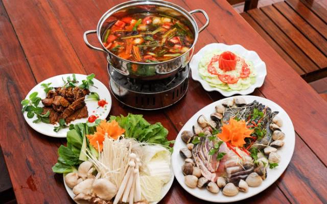 Quán Ăn Đông Nhi - Lẩu Cá