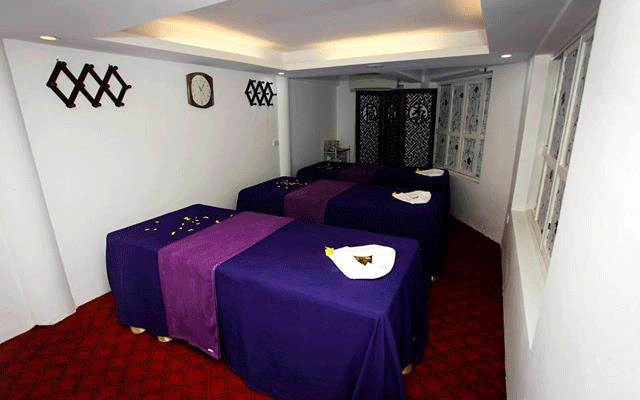 Donna Spa - Đội Cấn