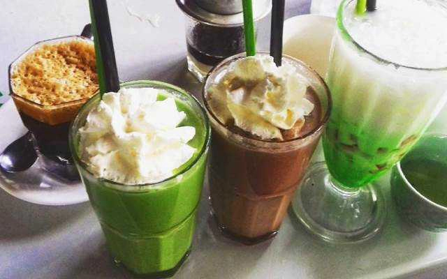 Dragon Coffee - Drink & Food