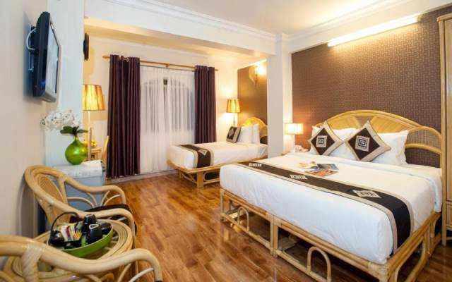 Dragon Palace II Hotel