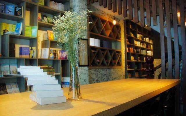 Dreamer Book Coffee