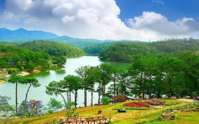 Du Lịch Hello Việt Nam