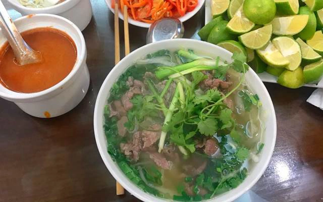 Quán Ăn Dũng Lan - Bún & Phở