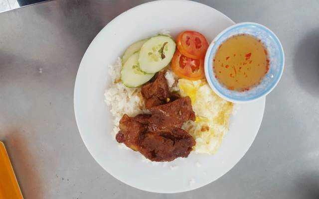 Duyên - Cafe & Cơm Phần