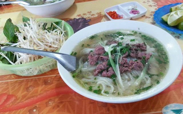 Quán Ăn Duyên Định - Phở Bò, Cơm Rang & Mì Xào