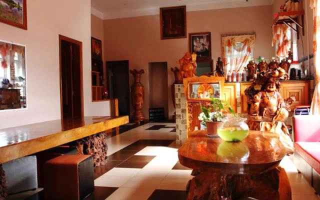 Ê Ban Hotel