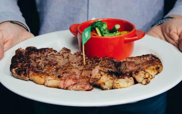 Nhà Hàng El Gaucho Steakhouse