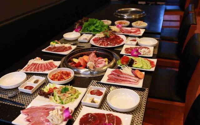 Nhà Hàng Family BBQ Buffet - Times City