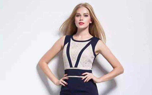 Fashion Queen - Cách Mạng Tháng 8