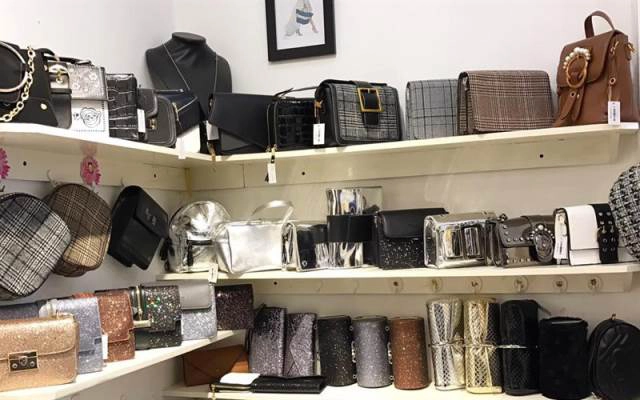 Fiona Accessories - Núi Trúc
