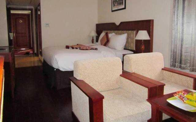 First-Luxury Wing Hotel Saigon