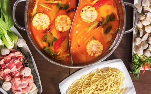 Nhà Hàng Fu Lu Shou - Authentic Hotpot